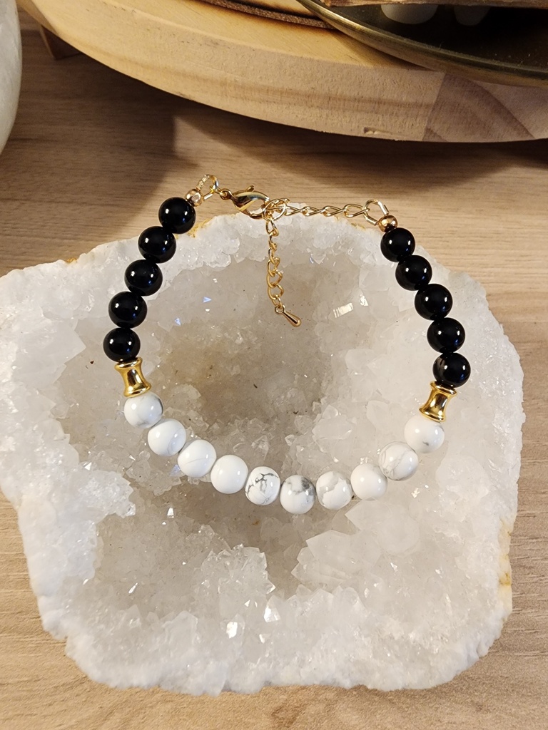 BRPU01.02.Bracelet perles Howite et Onyx Noir