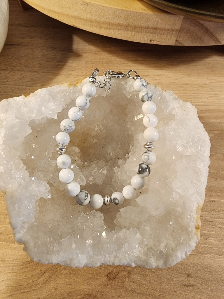 BRPU01.04.Bracelet perles Howlite