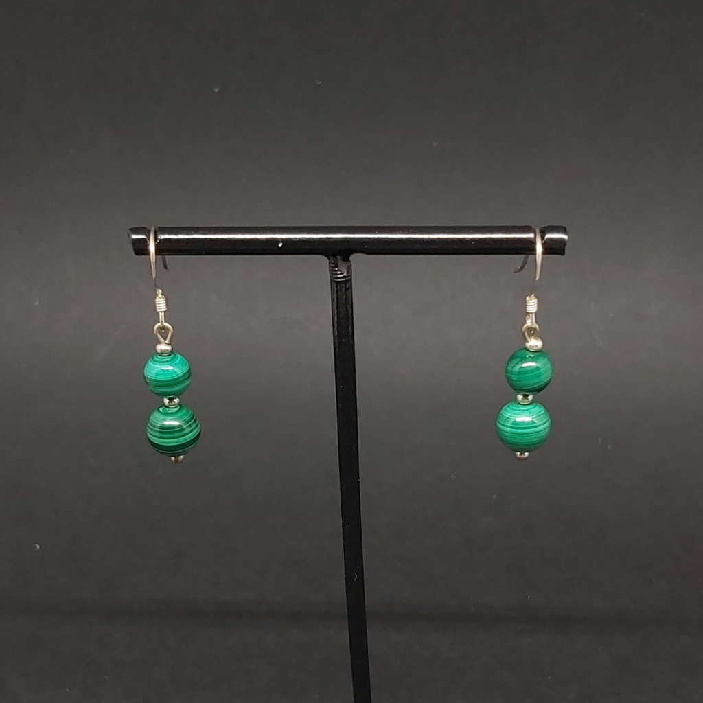 BOEL04.08.Boucles perles Malachite